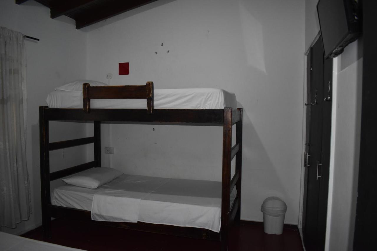 Esmed Hostel Medellín Eksteriør bilde