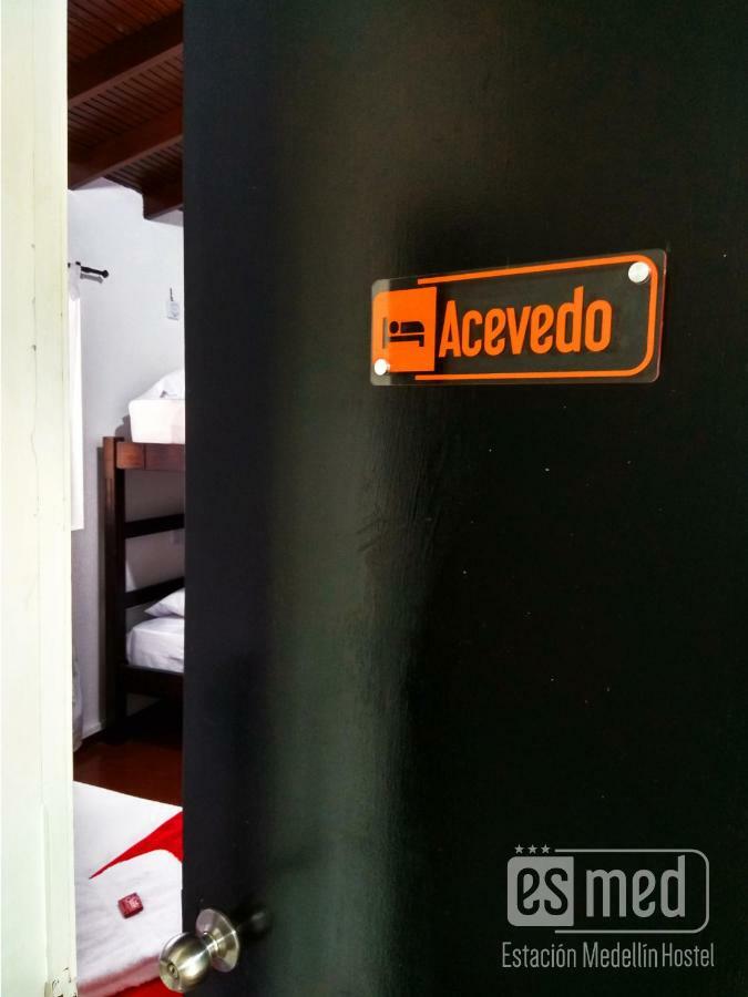 Esmed Hostel Medellín Eksteriør bilde